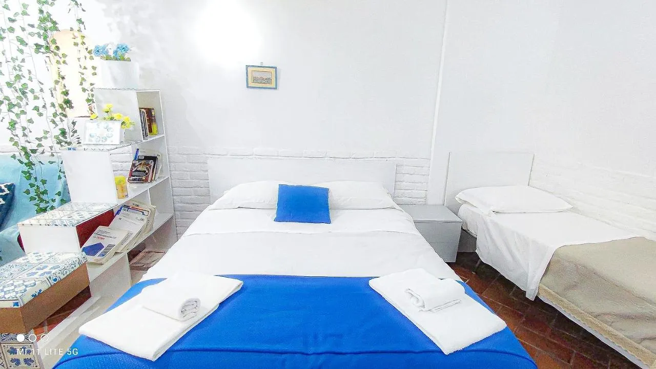 Loft Monteoliveto By Napulitandream Apartment Naples